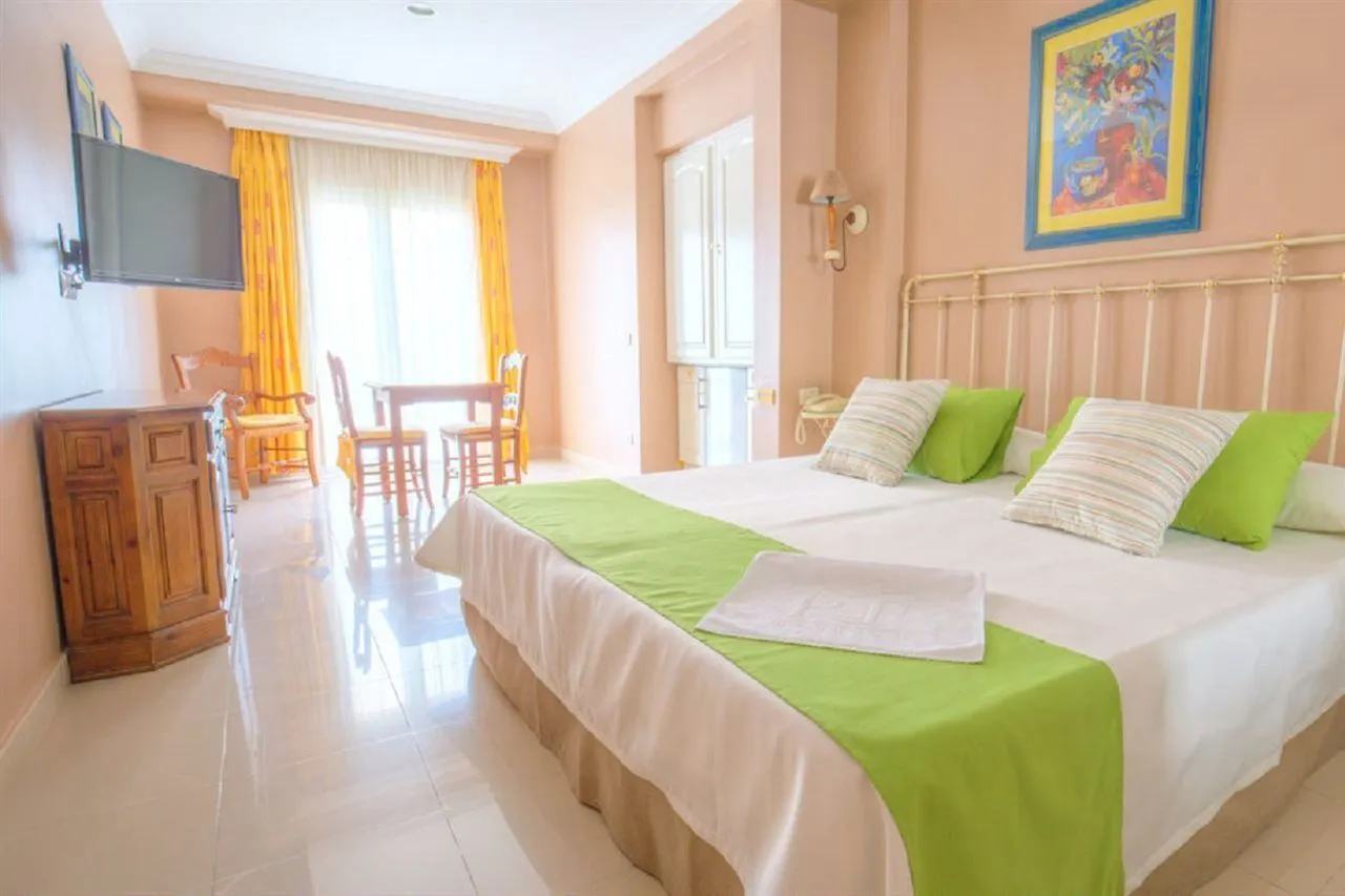 Hotel Rf Astoria - Adults Only Puerto de la Cruz  3*, Puerto de la Cruz (Tenerife) Spain